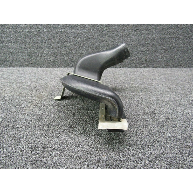 0513580-2 Cessna 172R Defrost Nozzle Assembly RH (DA)