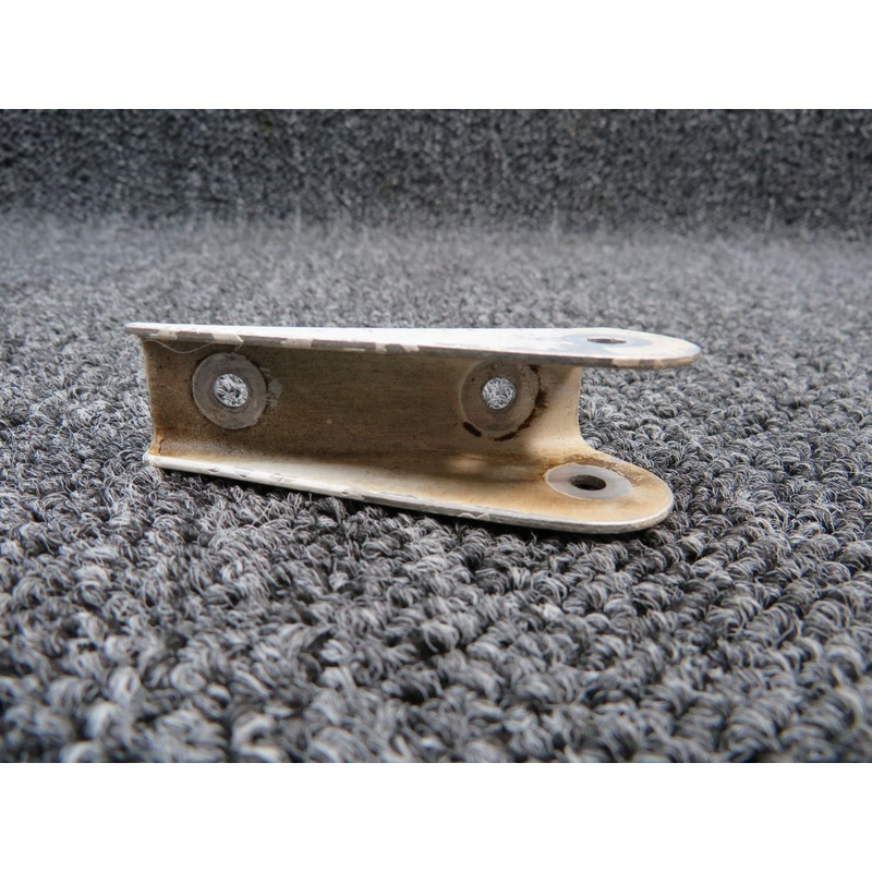 0523918 Cessna Bracket Flap Control