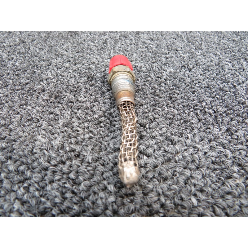 0416001-3 Cessna 172P Fwd Tank Fuel Finger Strainer