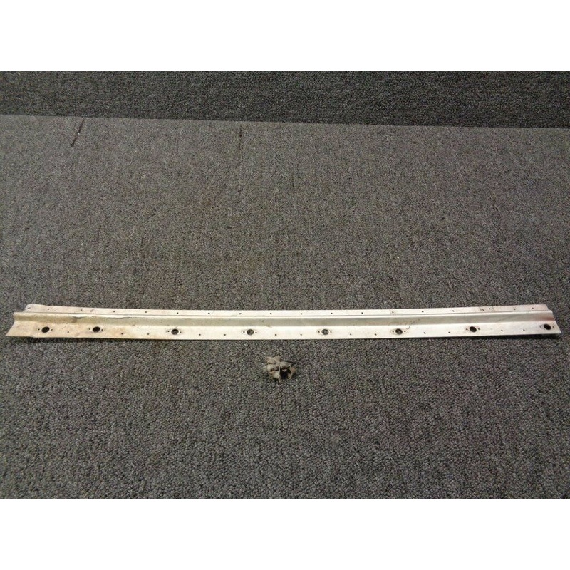 0552212-24 Cessna 172 LH Stiffener