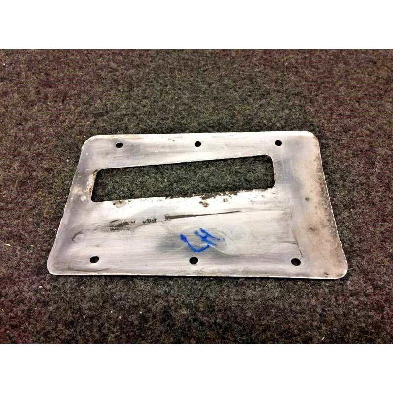 0441024-1 Cessna 150J Plate Landing Gear Fillet LH