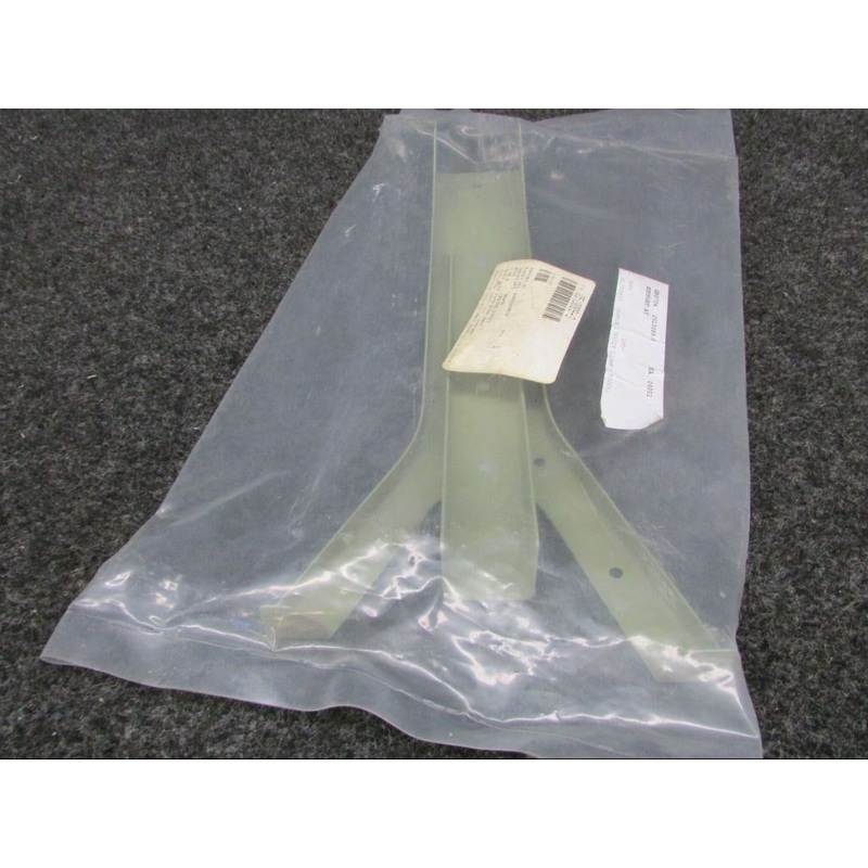 0513089-3 Cessna Support Assembly (NEW OLD STOCK) (SA)