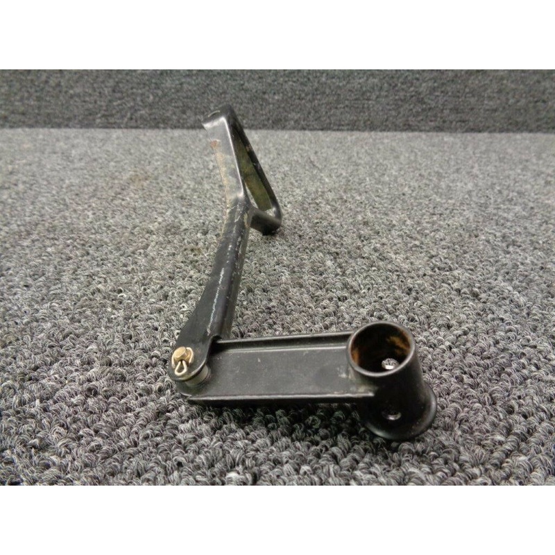 0411563, 0511336-1 Cessna 172 Rudder Pedal Arm Assembly w Link (MH)