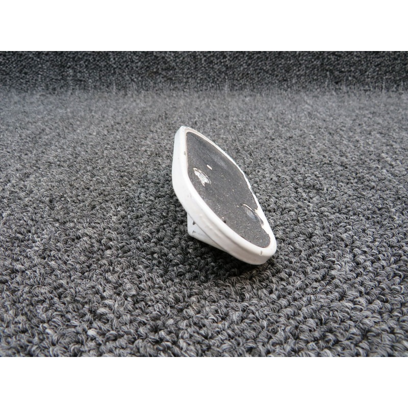 0541211-5 (Use: 0541211-1) Cessna 172 Step Assembly (Flat Surface)