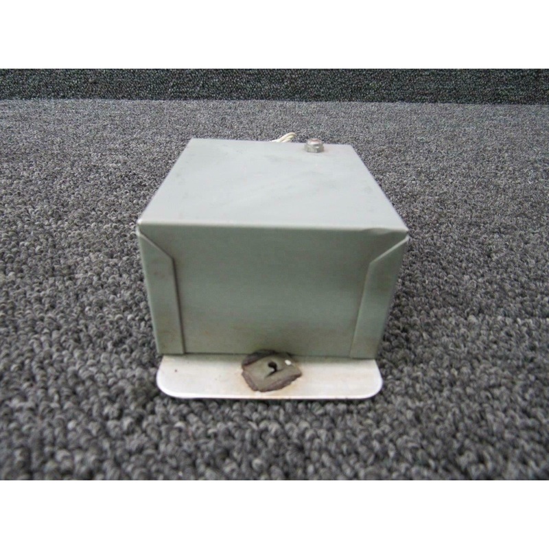 0511309-1 Cessna 180C Flasher Navigation Light  (Volts: 14)