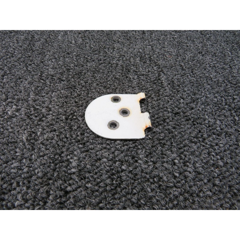 0517019-6 Cessna 172N Cabin Door Hinge Half Lower Forward RH (White)