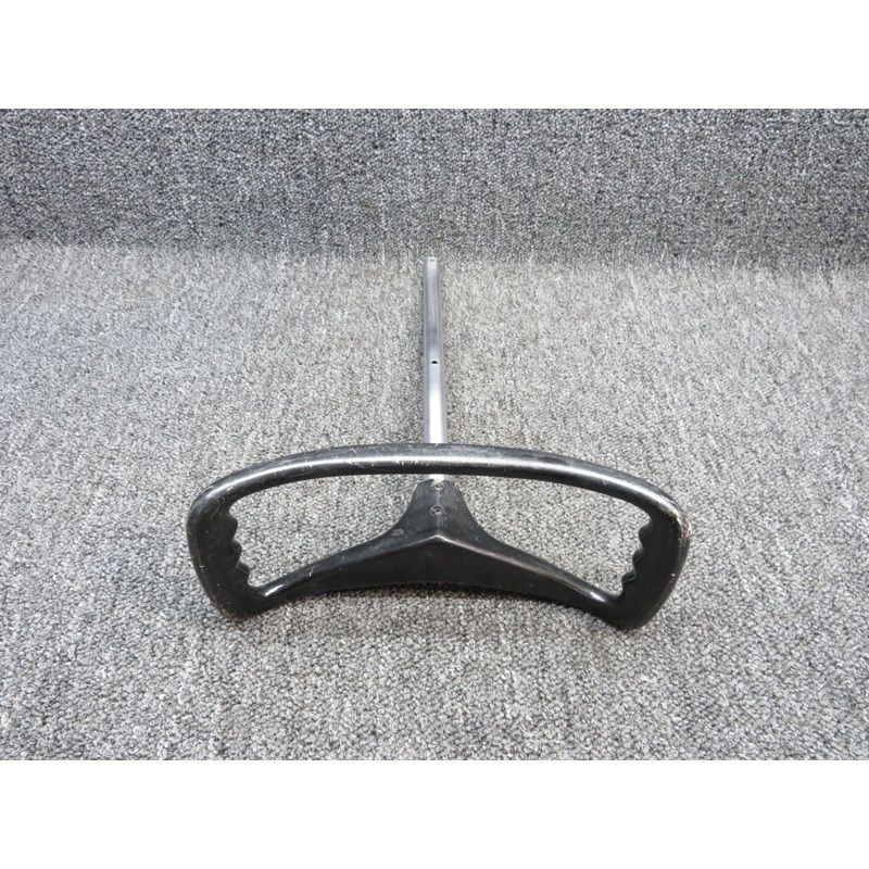 0513167-12 Cessna 210A Control Wheel Assembly (DIA: .752, L: 14.25)