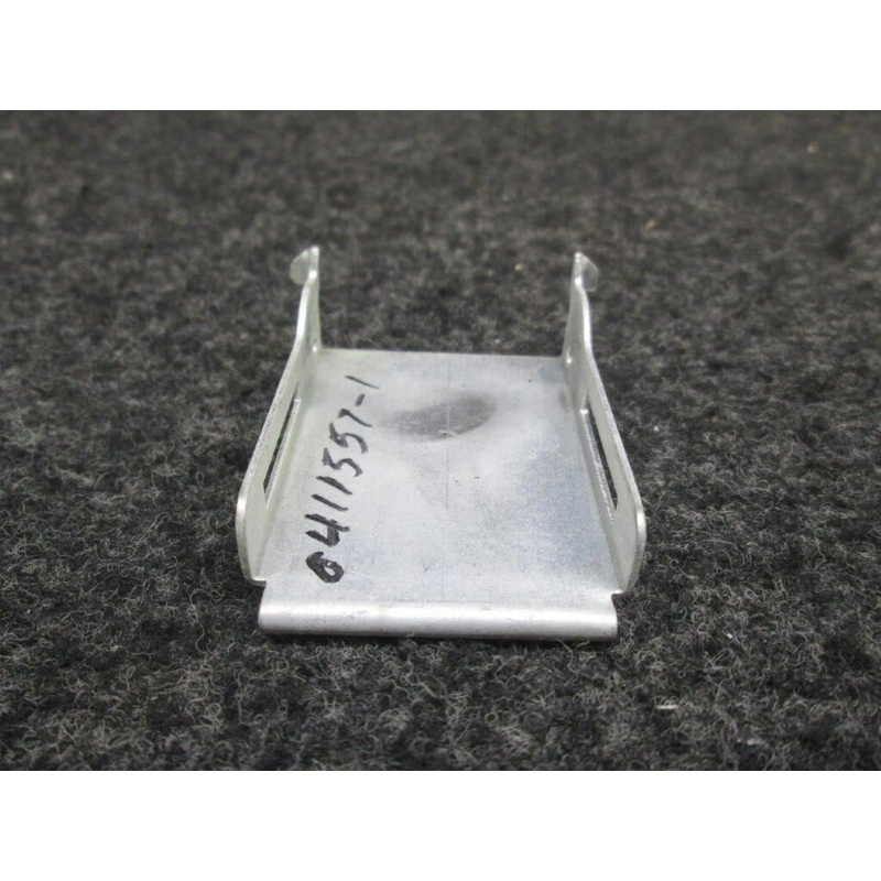 0411557-1 Cessna Latch (New Old Stock)