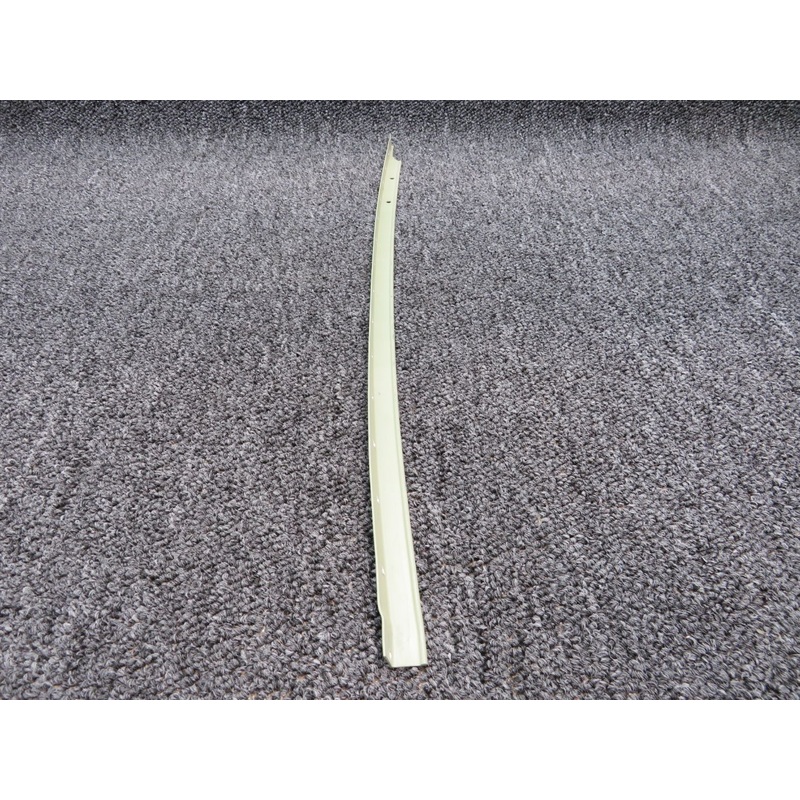 0710605-13 Cessna 182T Stiffener Cabin Tip Outbound LH