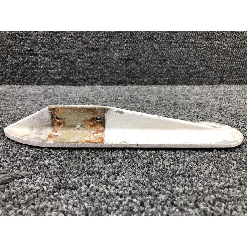 0541154-1 (Use: 0541211-1) Cessna Main Landing Gear Step LH or RH (White)