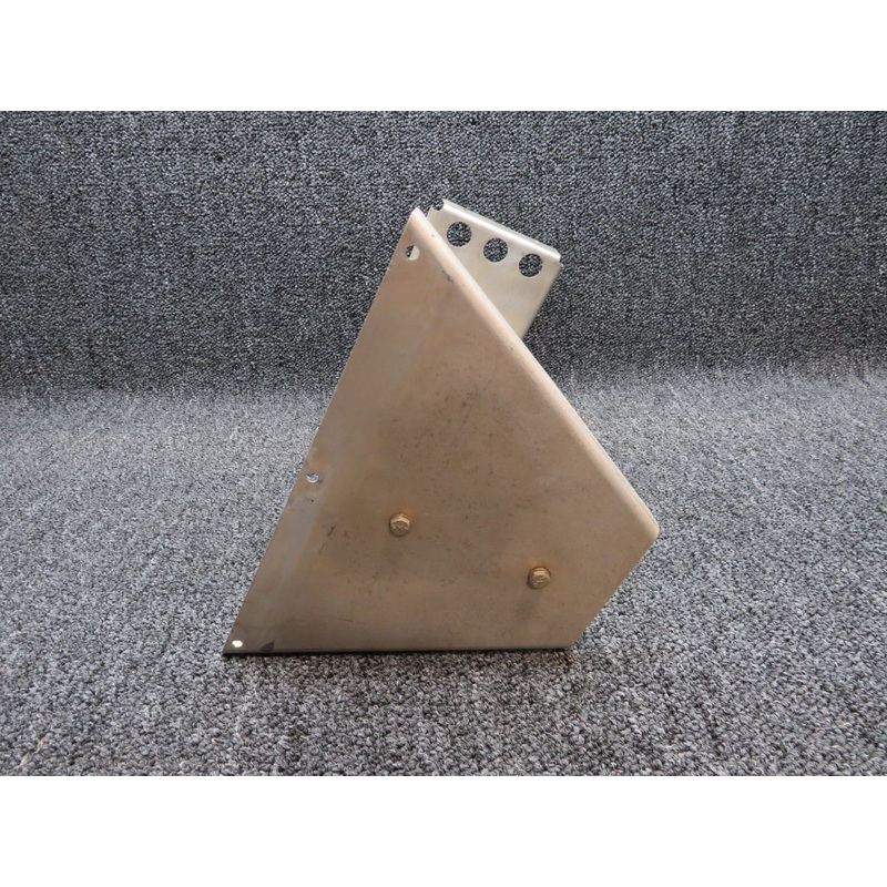 047-4315-01 Cessna 310R Autopilot Pitch Bracket
