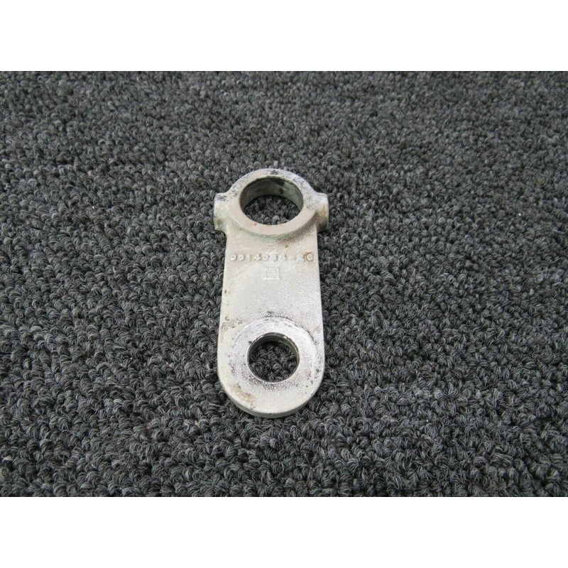 0514034-1 (CAST: 0514034-20) Cessna 172 Torque Tube Bellcrank Rear