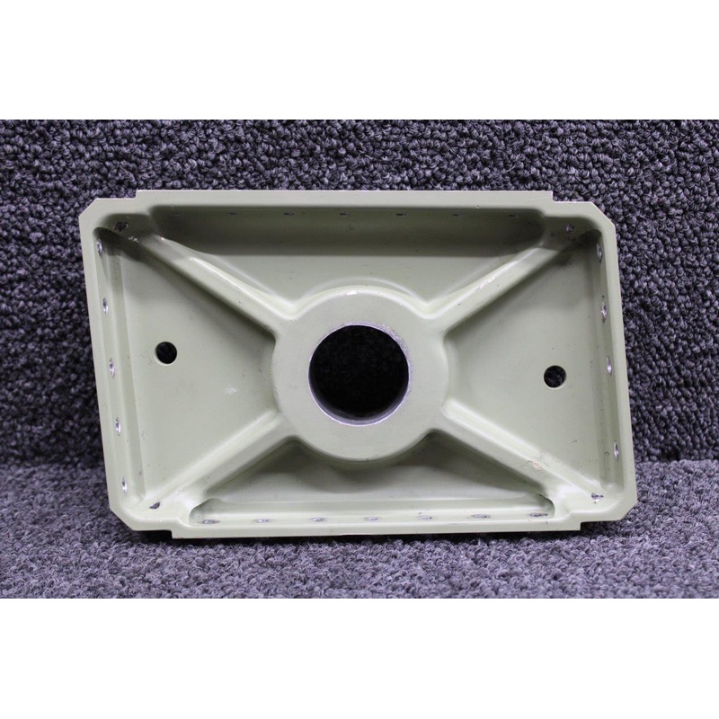 0541195-5 Cessna 172S Landing Gear Inboard Support LH