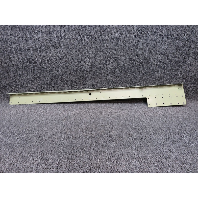 0710612-9 Cessna 182T Lower Support Door Sill LH