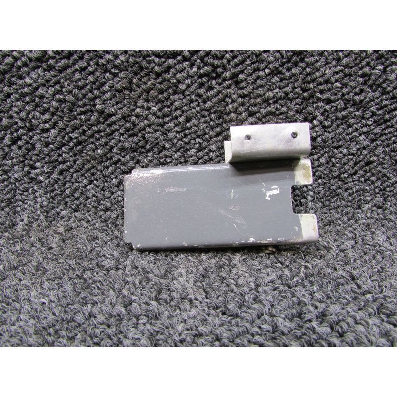 0413389-4 Cessna 150L Cabin Door Handle Assembly