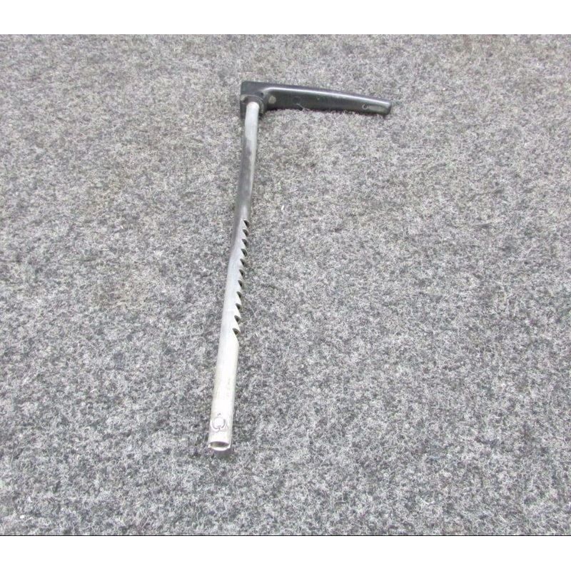 0706012-41 (USE: 0811490-75) Cessna 172S Handle Parking Brake