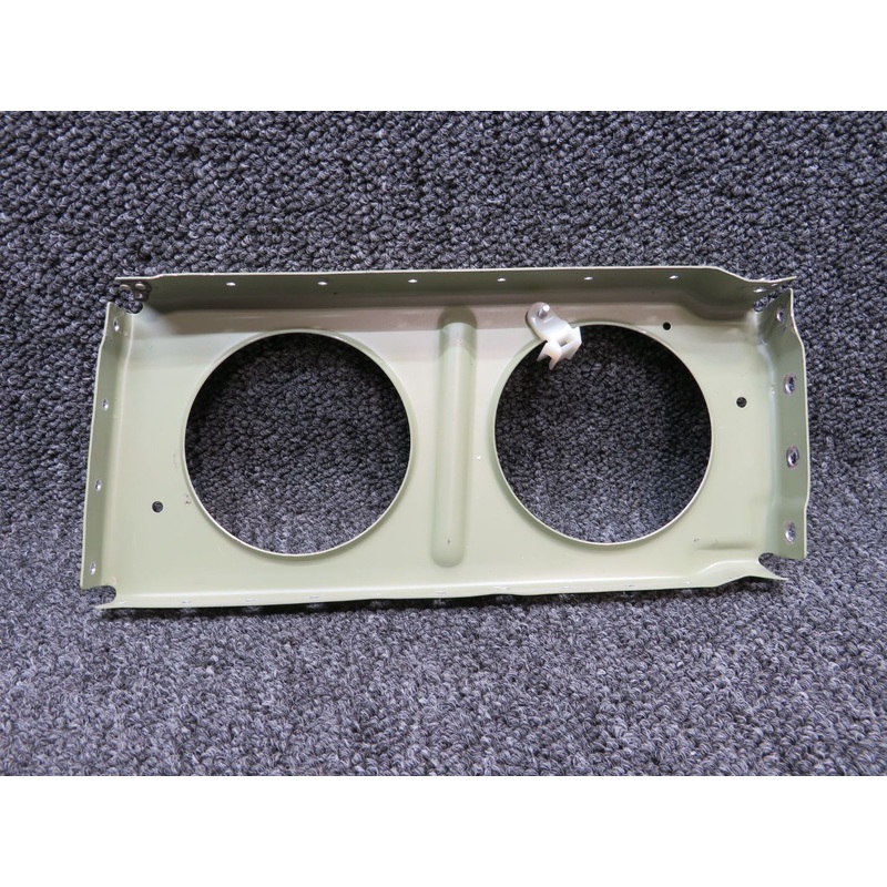 0710615-4 Cessna 182T Bulkhead RH Inboard