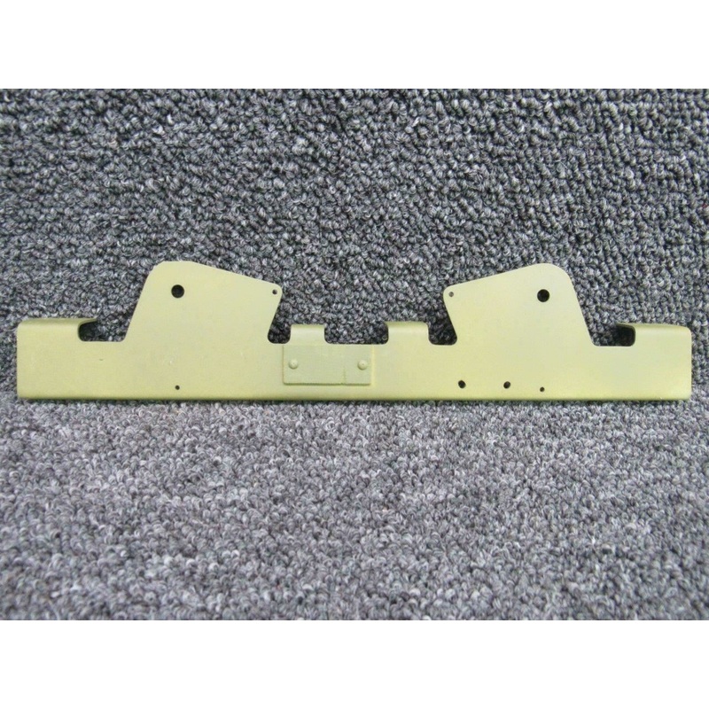 0512132-1 (USE: 0512132-17) Cessna 172-175 Bracket Aileron Pulley Lower (Zinc)