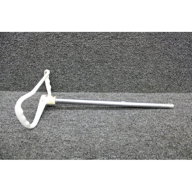 0513127 Cessna 172 Control Wheel Assy LH / RH (Length: 16-1/2, Dia: 075)