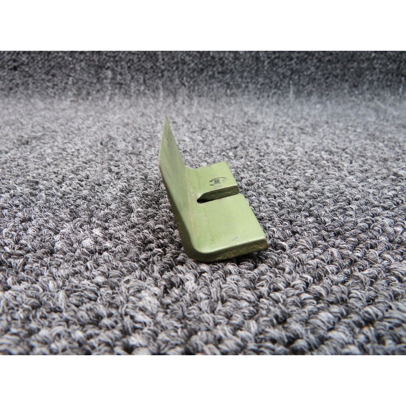 0600432-1 Cessna 305A/ L-19 Wedge Landing Gear