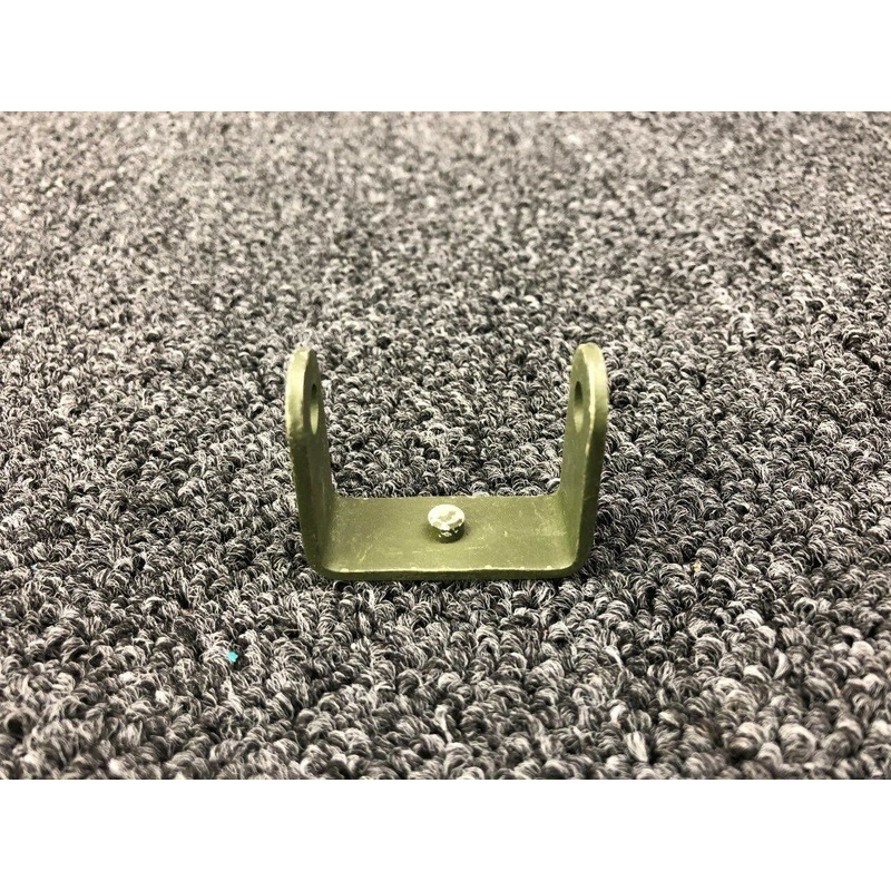 0642108 Cessna 305 / L-19 Tail Wheel Shackle Assembly (NEW OLD STOCK)