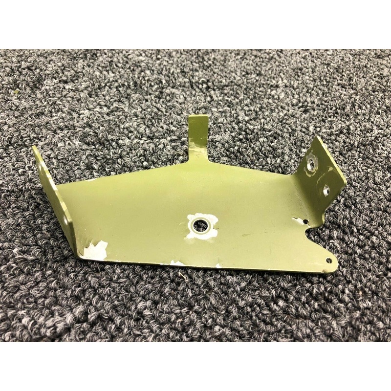 0512139-2 Cessna 180J LH Upper Bracket Aileron Pulley