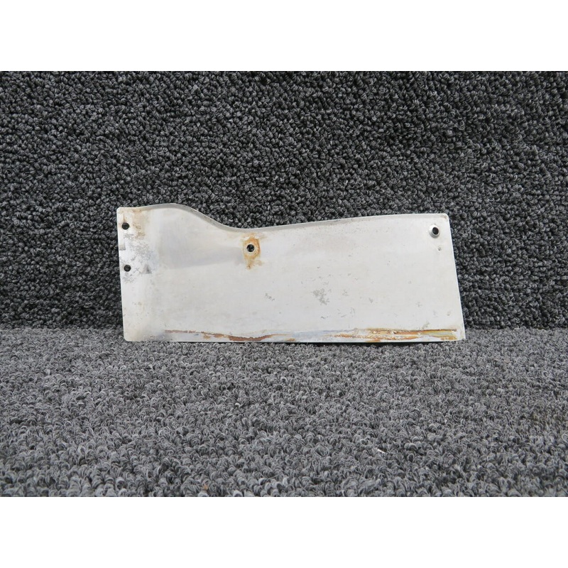 052008-1 Cessna 172D Wing Fairing Assembly Rear Lower RH