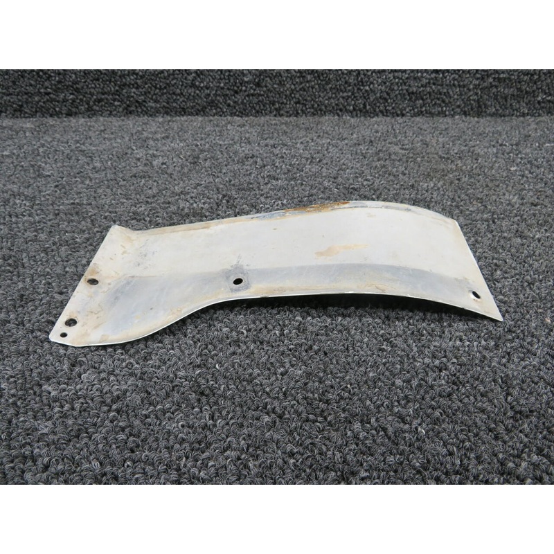 052008 Cessna 172D Wing Fairing Assembly Rear Lower LH