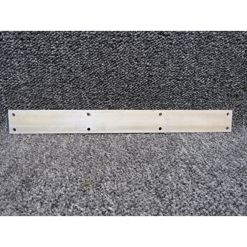 0411983-2 (WEU: 0411545-2) Cessna 150E Seat Rail Inboard LH / RH