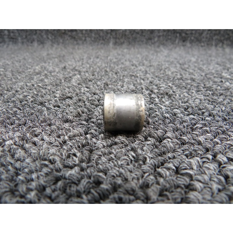 0523921 (USE: MC0523921) Cessna A185F Flap Roller Assembly