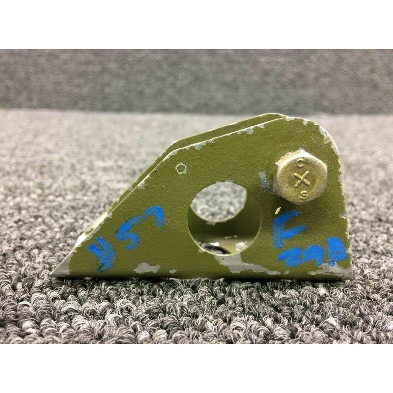 0510164 Cessna A185F Bracket