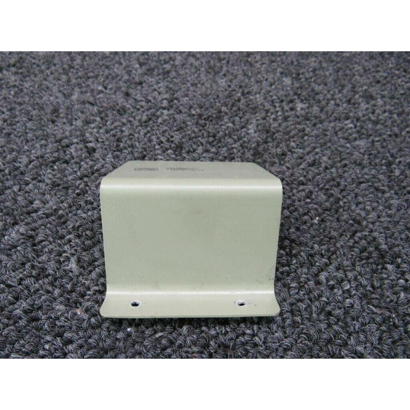 0513520-19 Cessna 182T Bracket