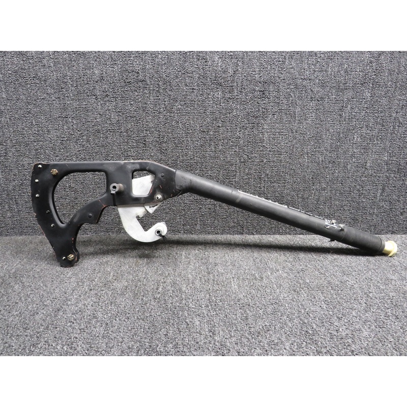 0510166-6, 0510171-1 Cessna 172D Flap Lever Assembly has Ratchet and Spacers