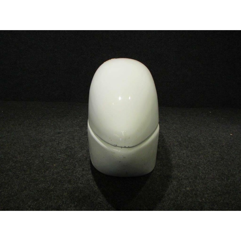 0541223-40 (USE: 0541223-16) Cessna 152 Wheel Pant RH (SA)