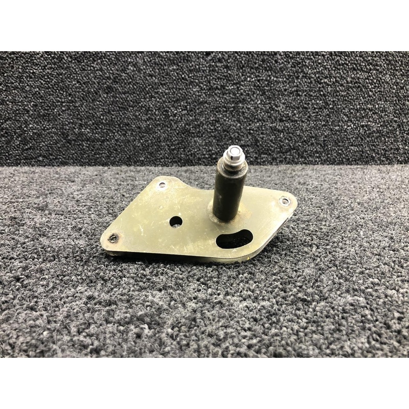 0422430-2 Cessna A185F Aileron Bellcrank Assembly RH