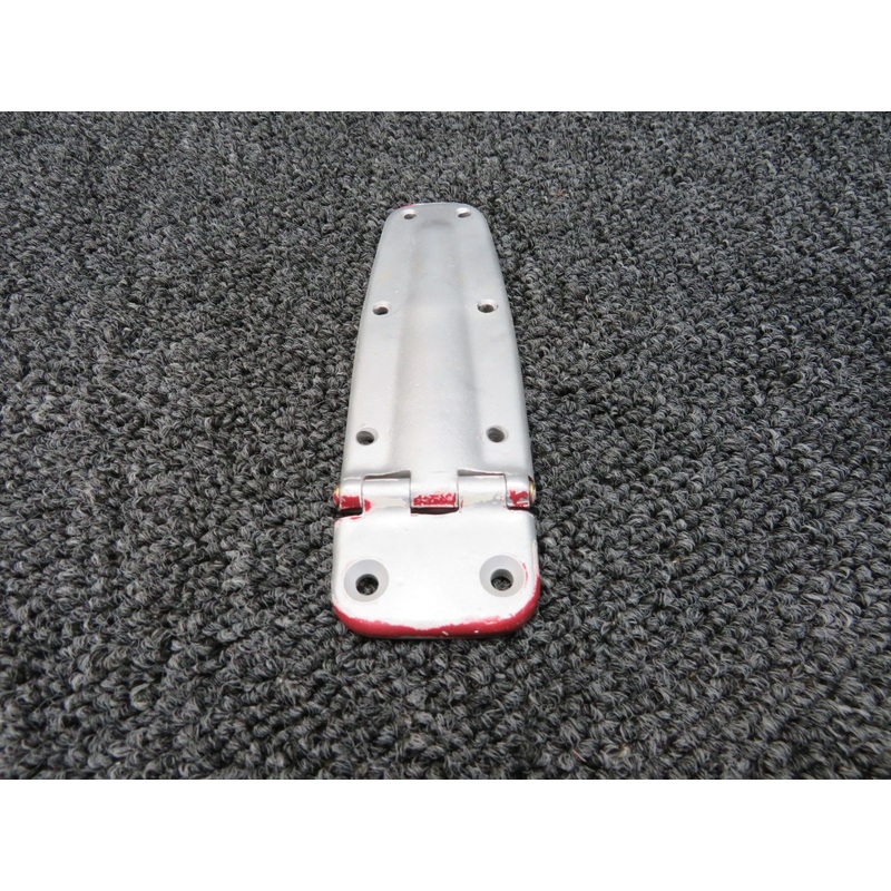 0413426-17 / 071103-498 Cessna 150L Upper Door Hinge LH / RH Complete