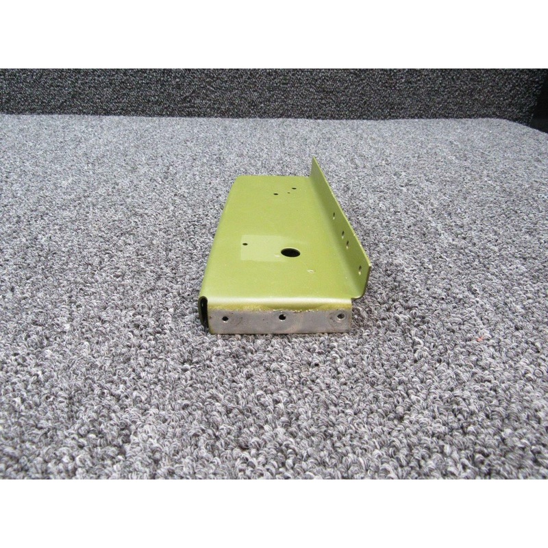0513488-2 Cessna Bulkhead Rudder Pedal Outboard RH