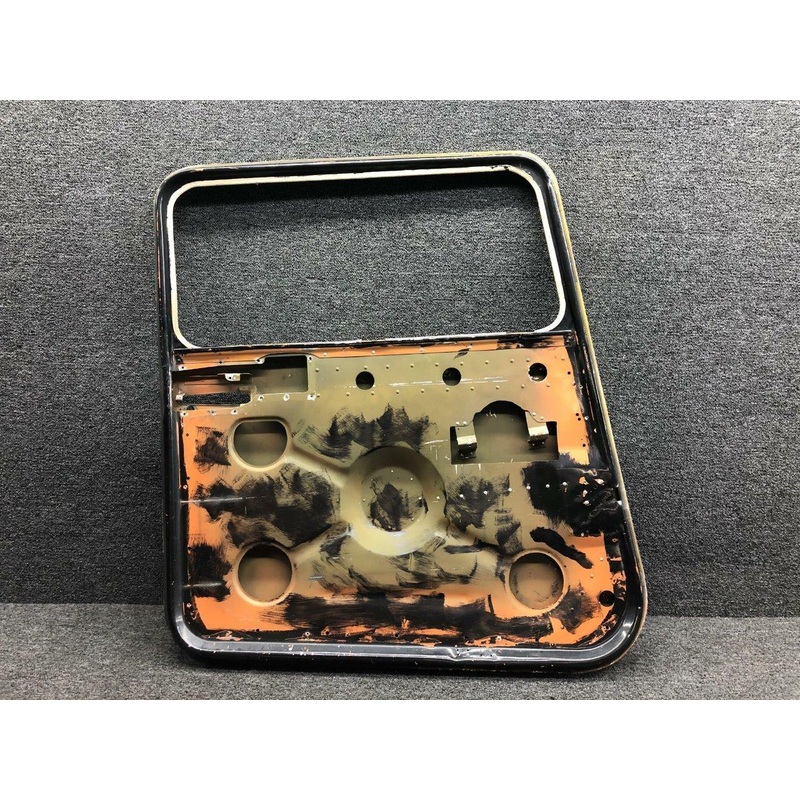 0711023-121 (USE: 0711023-208) Cessna A185F Cabin Door Structure Assy LH