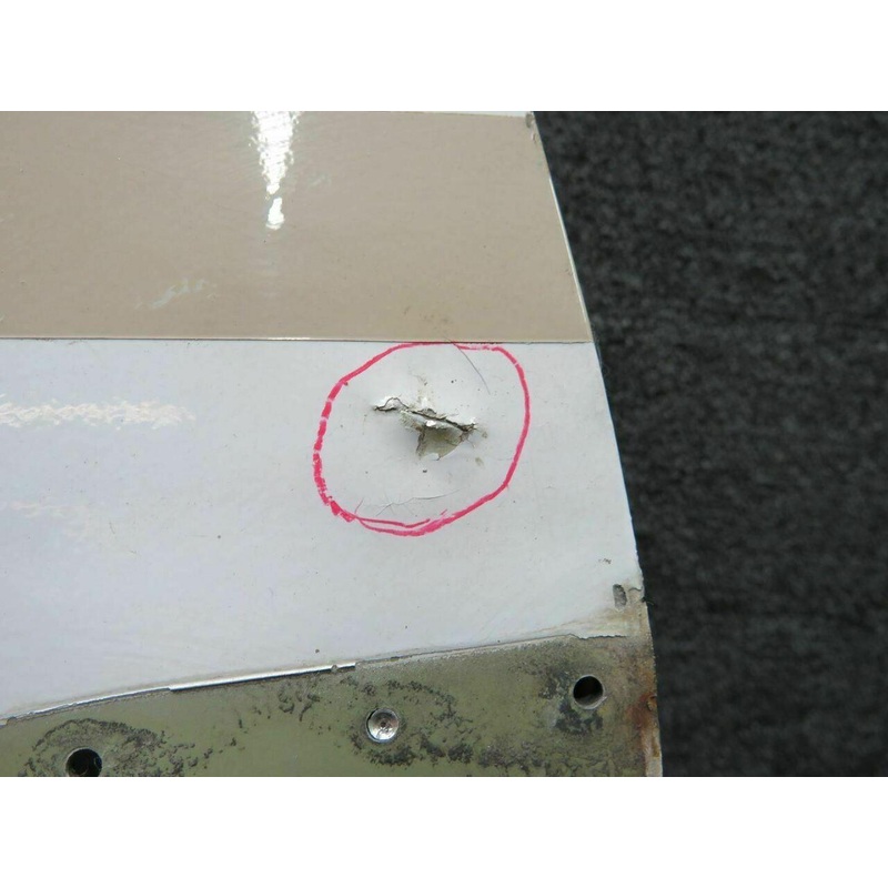 0517001-40 Cessna 172S RH Cabin Door Assembly