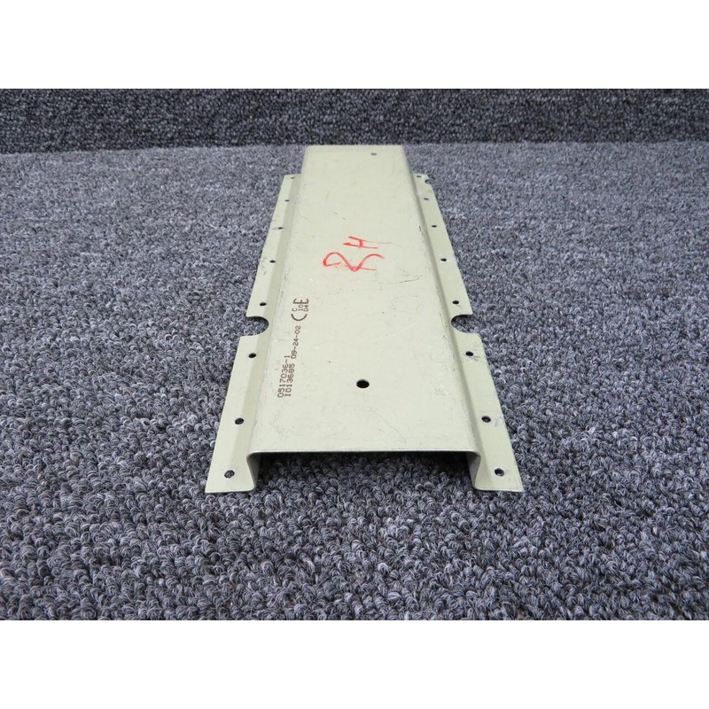 0517036-1  Cessna 172S Channel Assembly RH