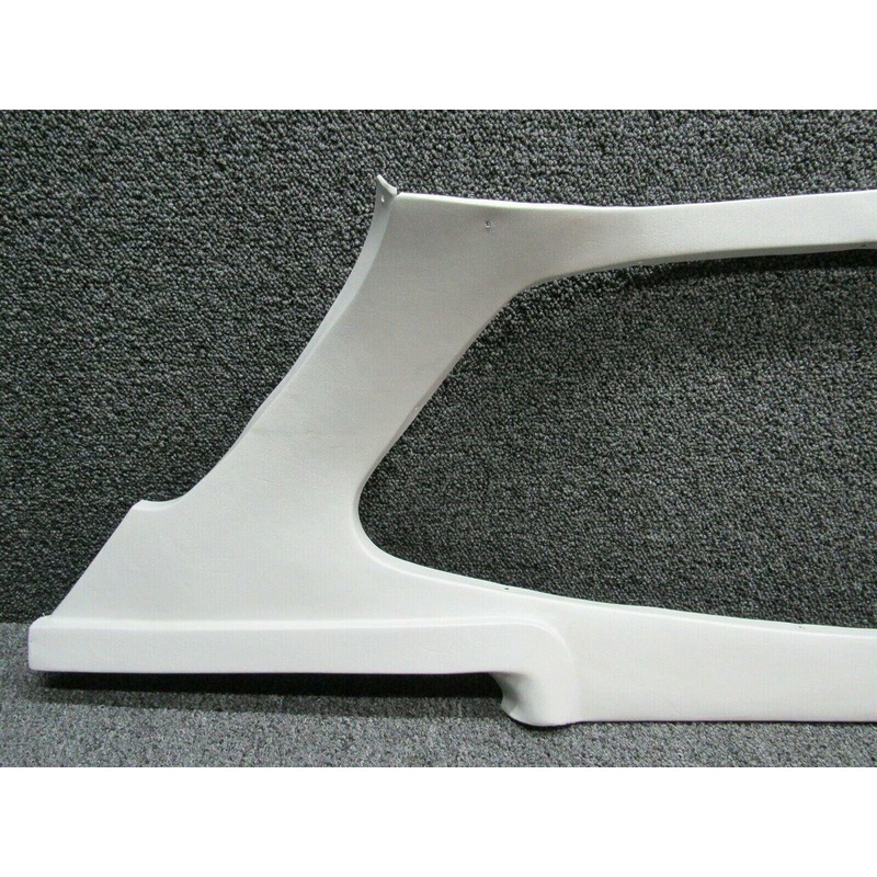P0515027-3-LG (USE: 0515027-3) Cessna 172N Past Inc. Window Molding LH