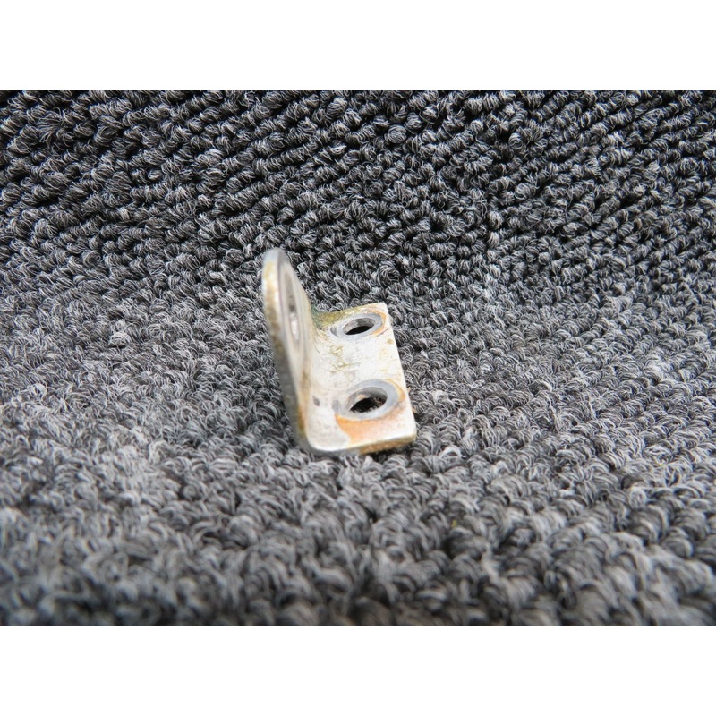 0510205-8 Cessna Seat Belt Attachment Fitting Outboard LH / Inboard RH