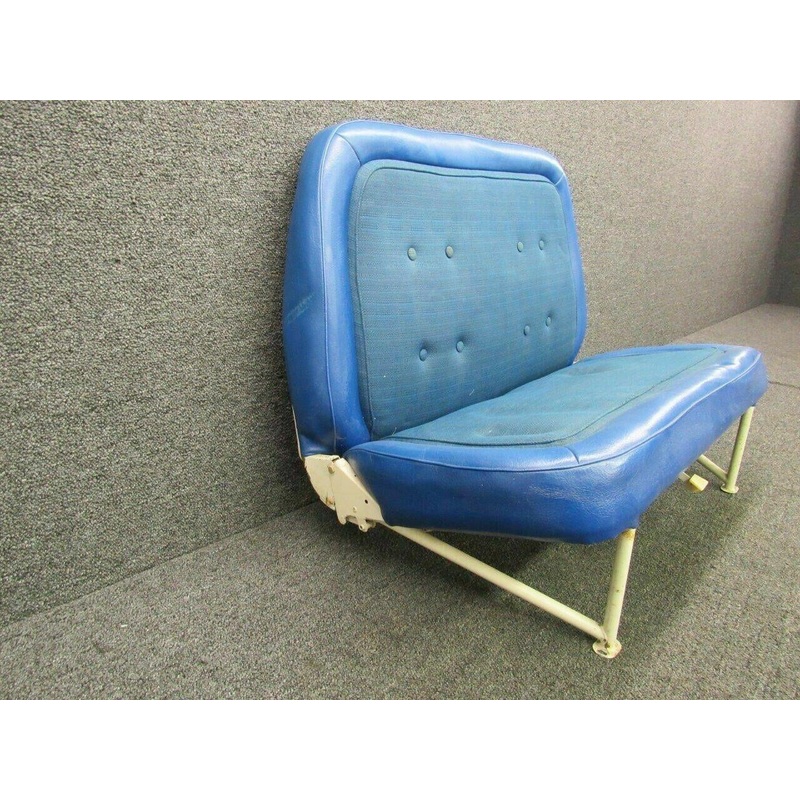 0514124-1 Cessna 172M Seat Assy Aft Solid Back