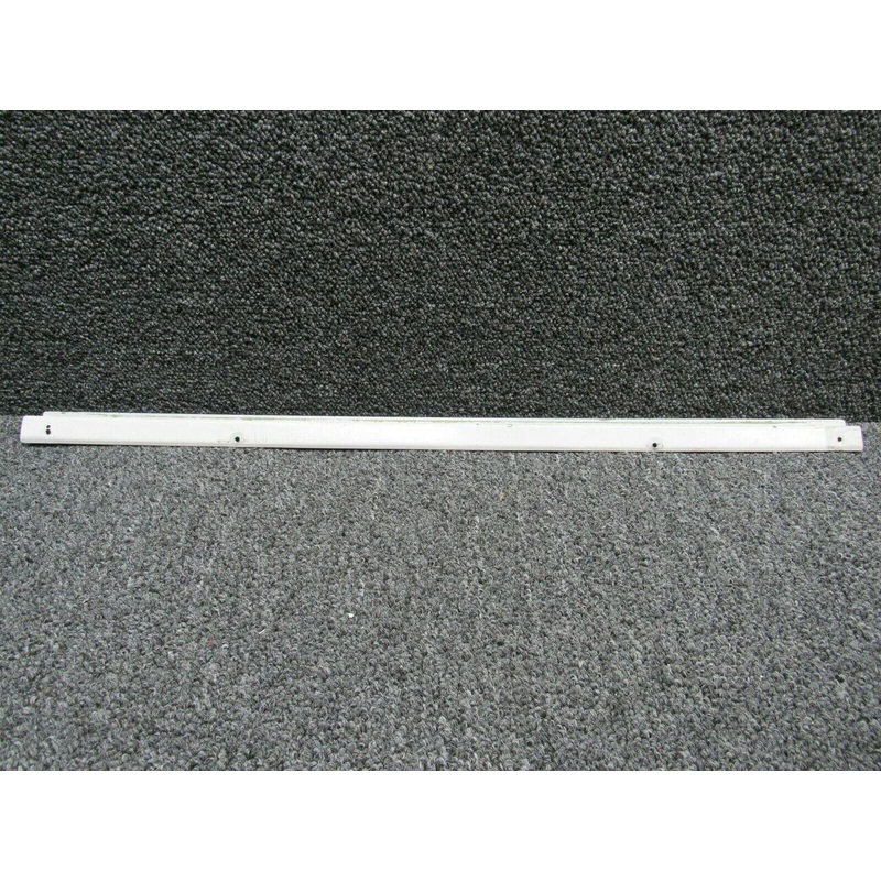 0515024-2 Cessna 172N Headliner Retainer RH