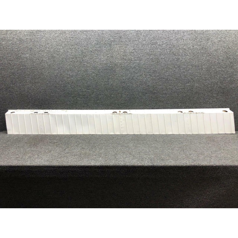 0523800 Cessna 172D Aileron Assembly LH (CORE)