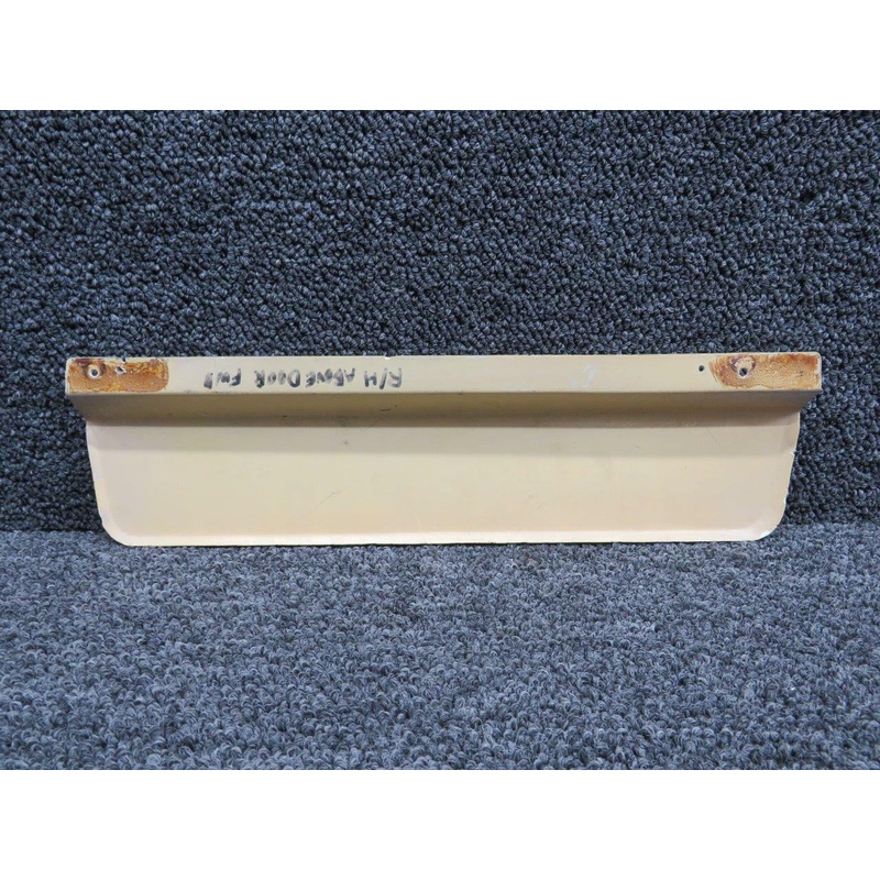 0513425-1 Cessna R182 Pad Door Post Forward Assembly
