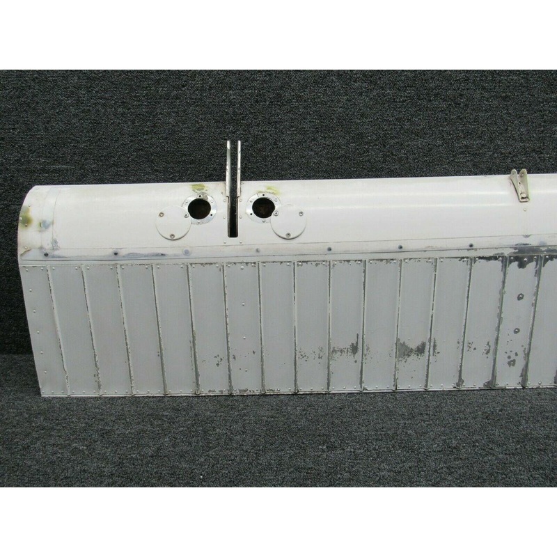 0523901-38 Cessna 172N Flap Assembly RH (CORE)