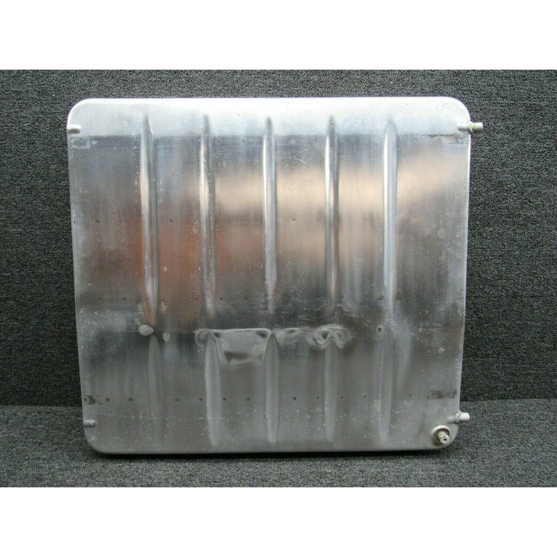0526007-50 Cessna 172N Fuel Tank Assembly RH