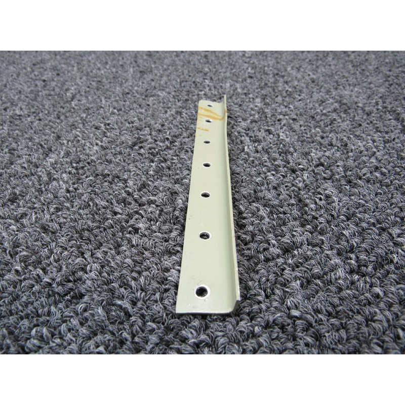 0710629-1 Cessna 182T Stiffener LH