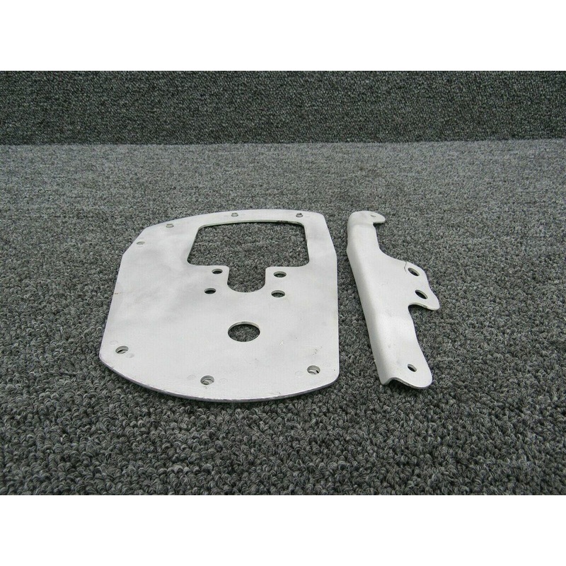 0441201-5 / 0441220-1 Cessna 150L Main Gear Wheel Fairing Plate w/ Stiffener LH